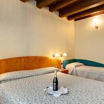 Hotel Corot Rom