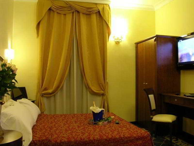 Esedra 2* Roma