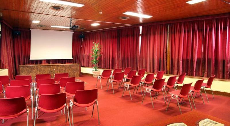 Shg Portamaggiore 3* Roma