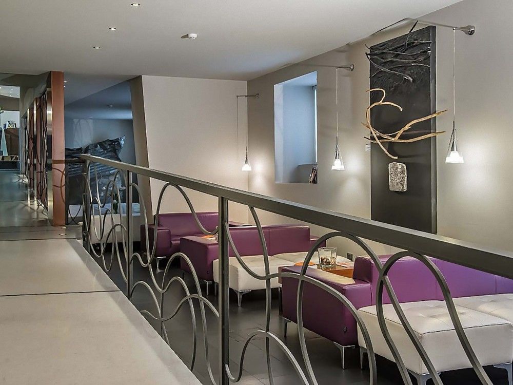 Hotell Metropolis - Di Charme 4*