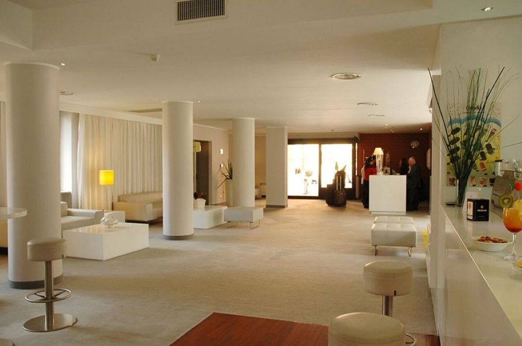 Hotel Garden Area Eur 4*