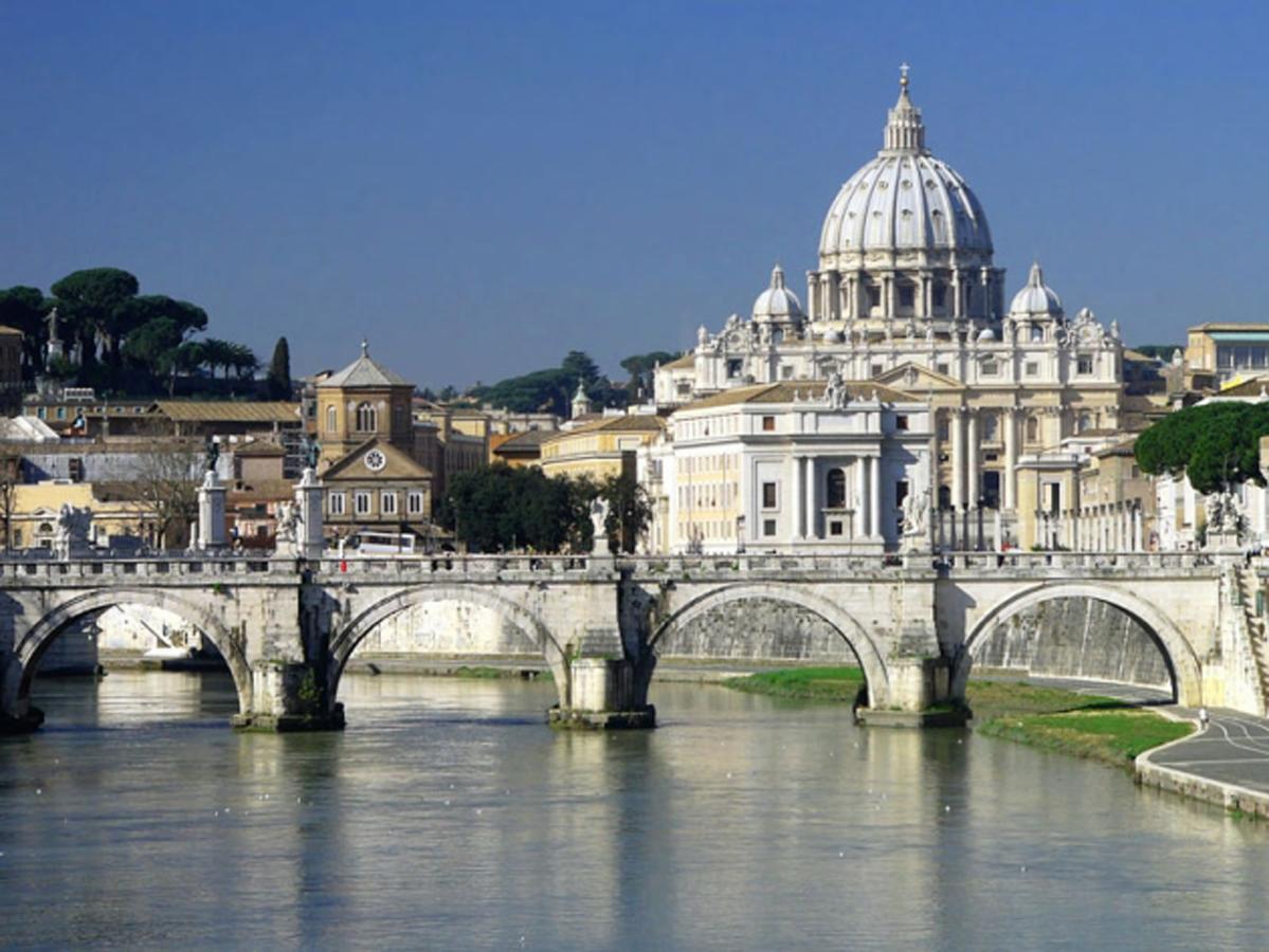 Homehouse Giulio Cesare-san Pietro Roma