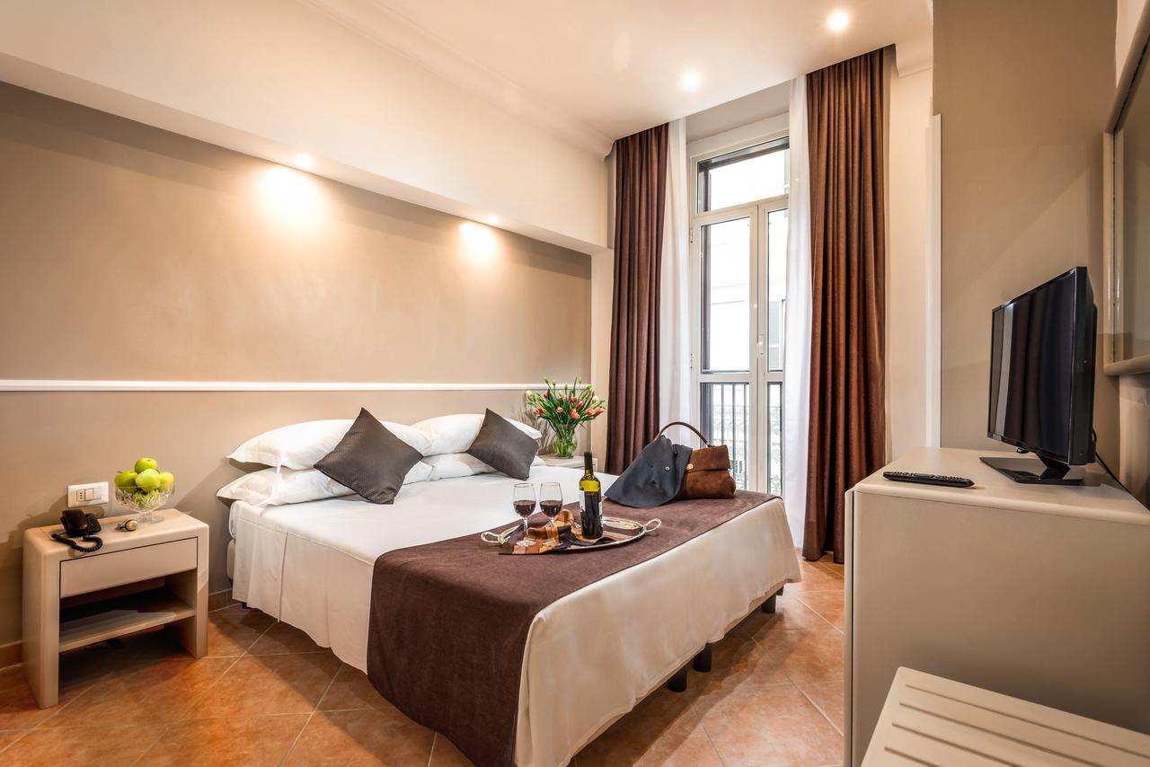 Hotell Raeli Siracusa