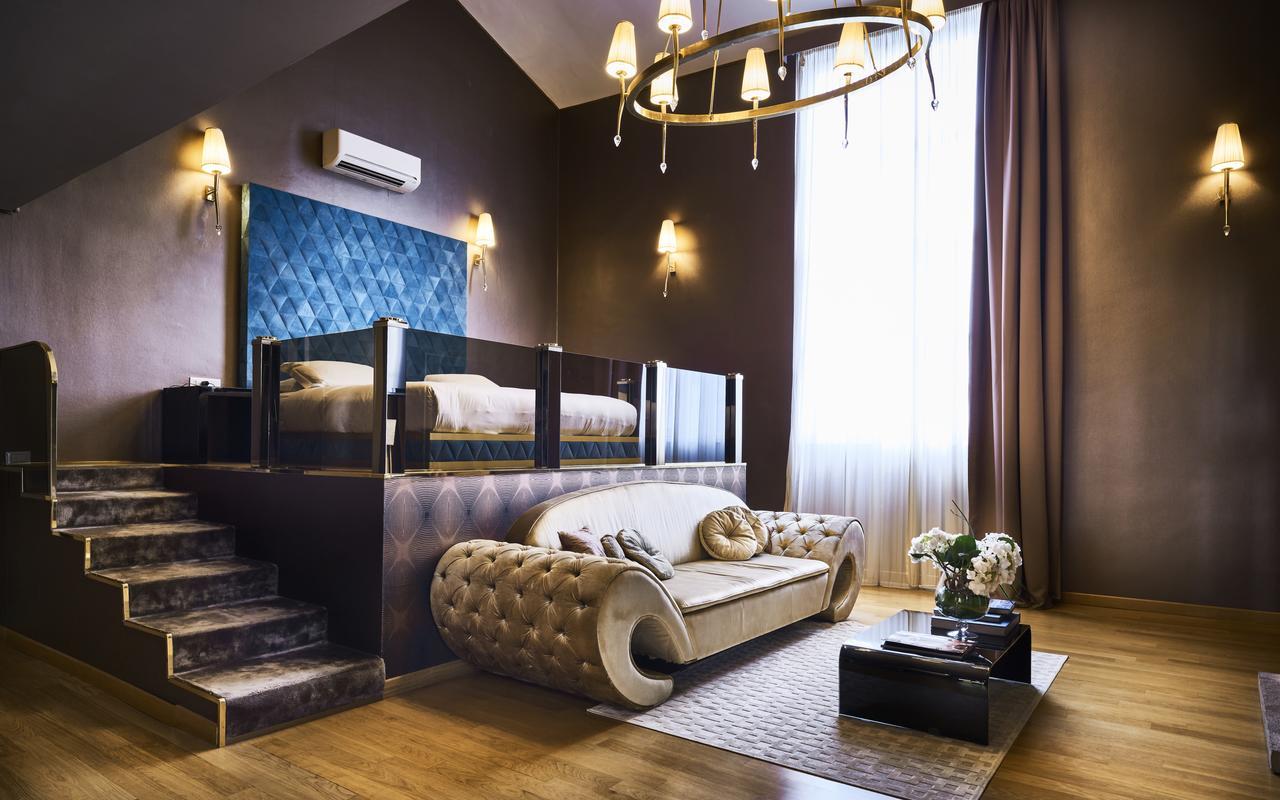 Penthouse - Private