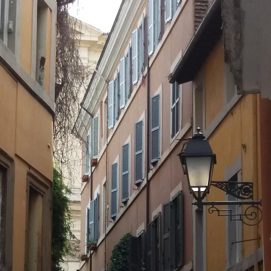 Bed & Breakfast Ventisei Scalini A Trastevere Rome