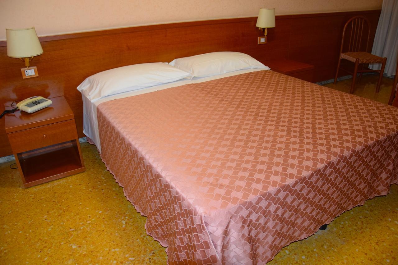 Hotell Bruna 2*