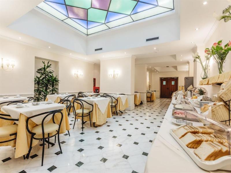 Raeli Luce Hotel