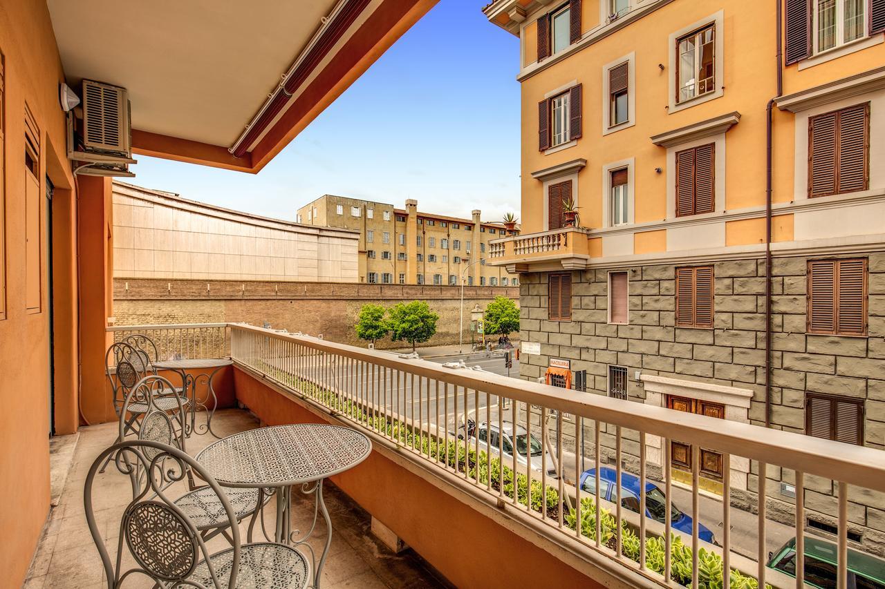 The Dome 3 Bedroom En * Rom