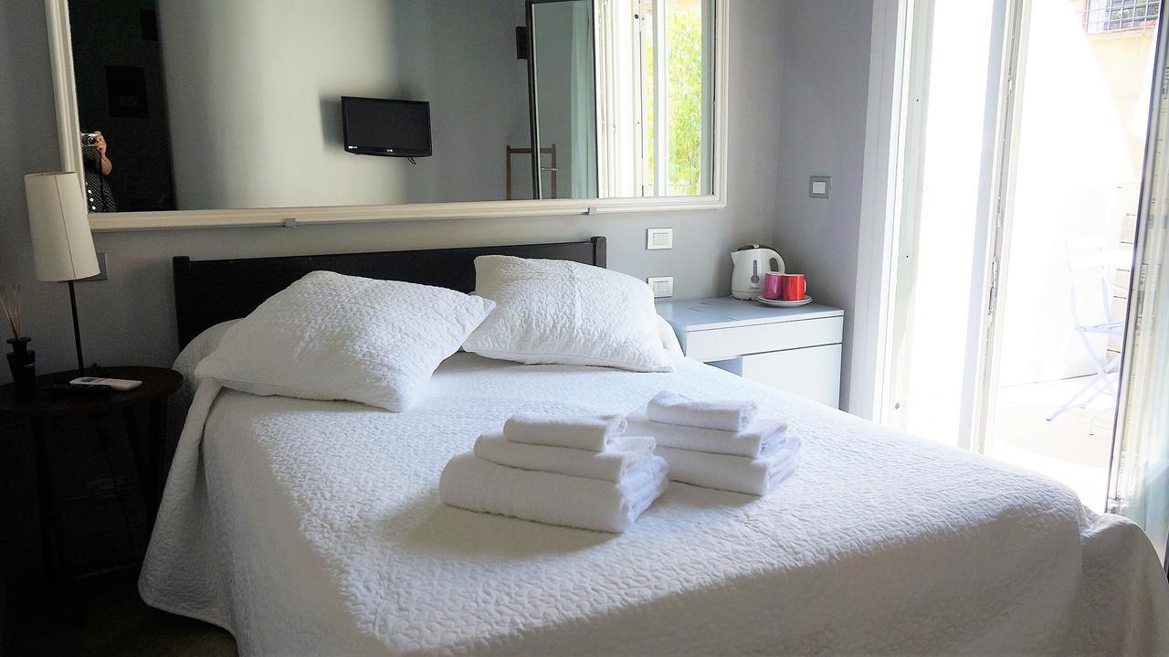 Bed and breakfast Buonanotte Colosseo 2*