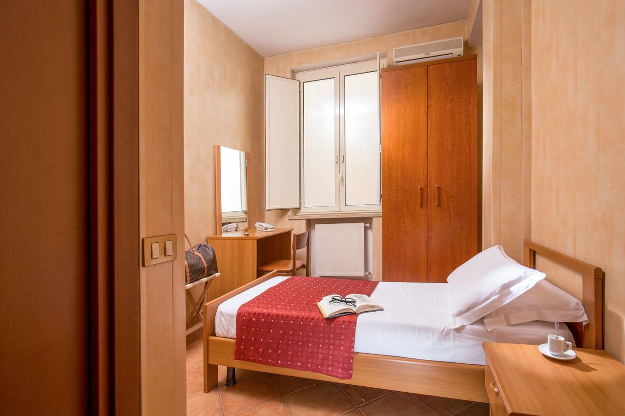 Casa Per Ferie Santa Maria Alle Fornaci Hotell 3*