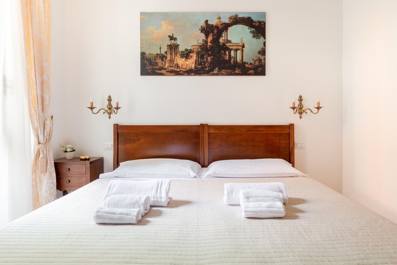 Casa In Monti Gjestgiverier Roma