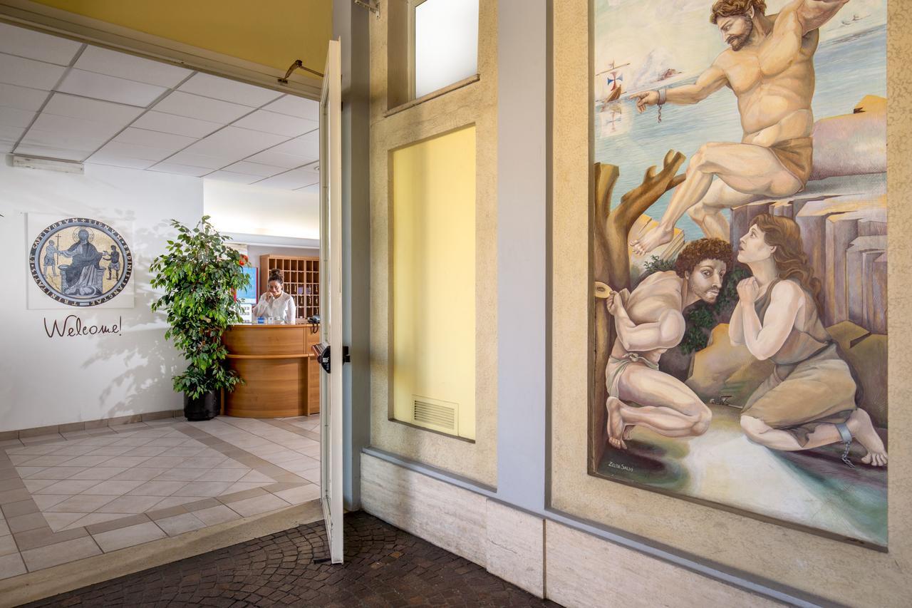 Hotell Casa Per Ferie Santa Maria Alle Fornaci Roma