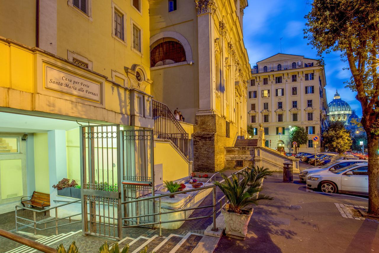 Casa Per Ferie Santa Maria Alle Fornaci Hotell Roma