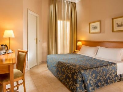 Xx Settembre Hotell