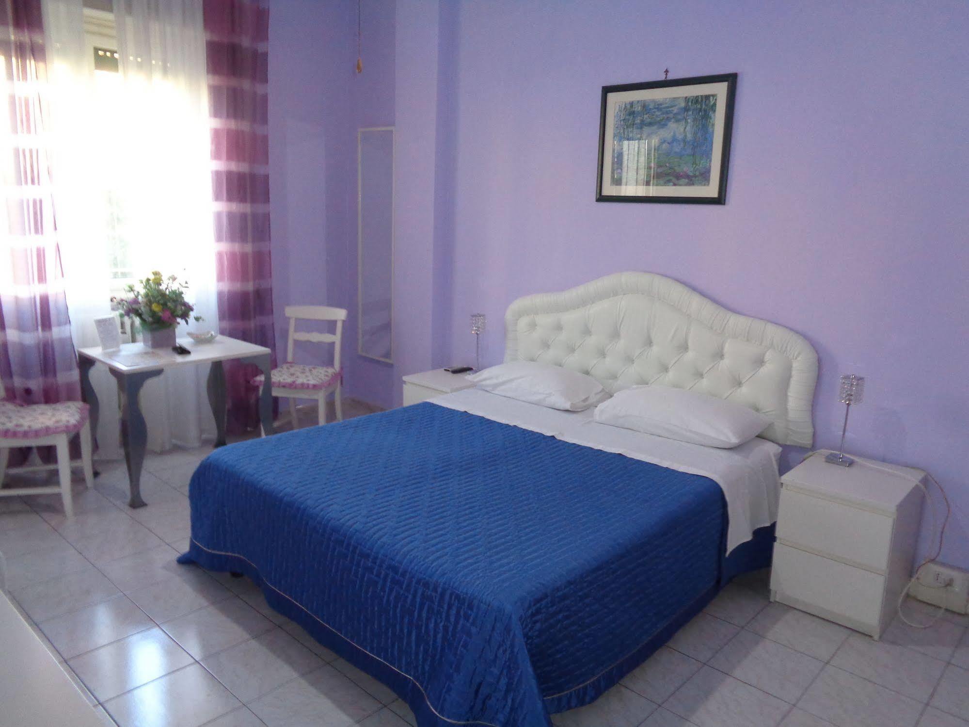 Interno 9 2*