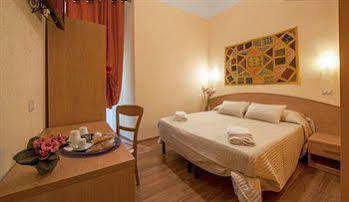 Domus Domas & Boutique - Golden Keys Collection Bed & Breakfast