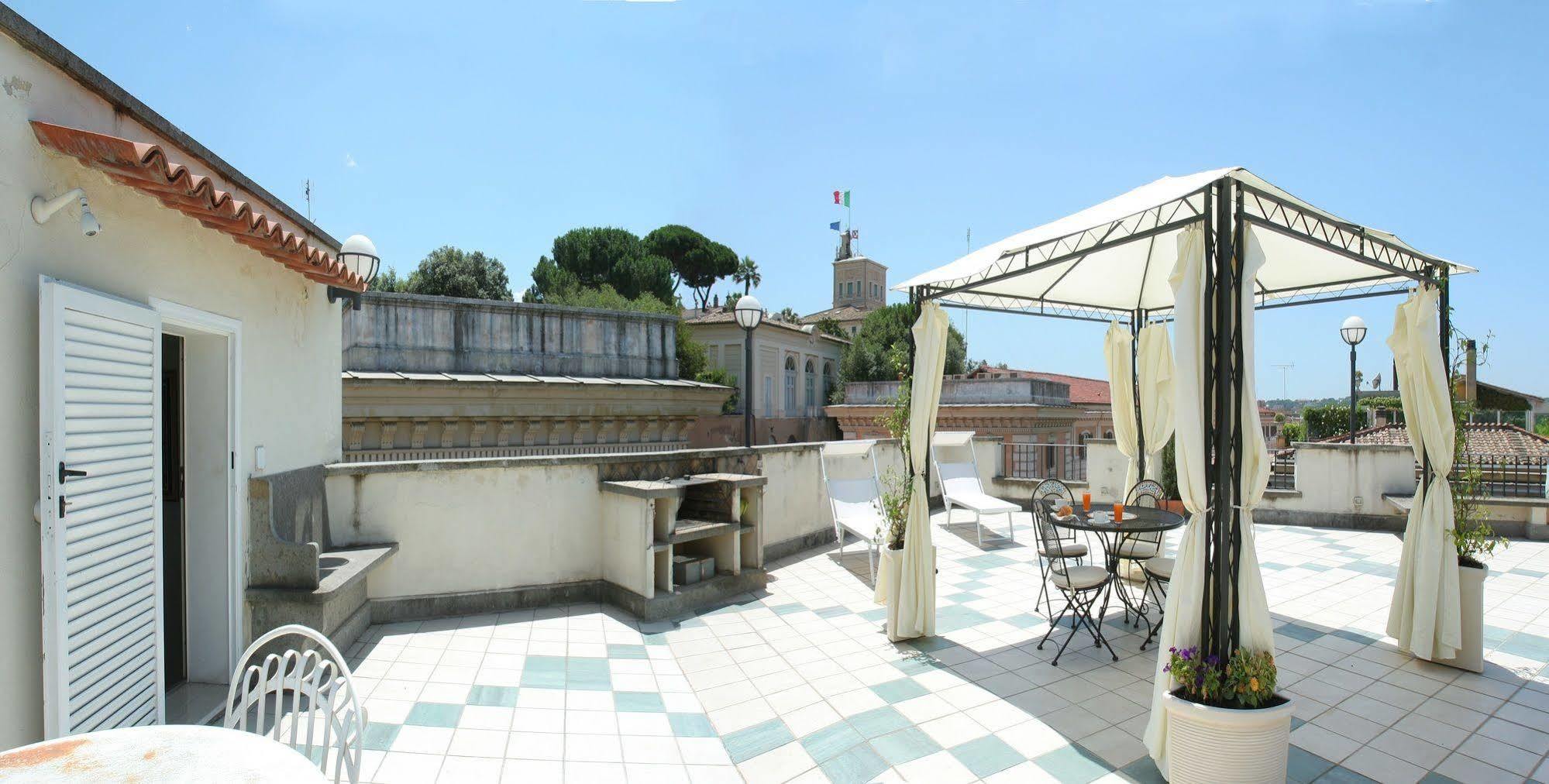 Fellini 3*
