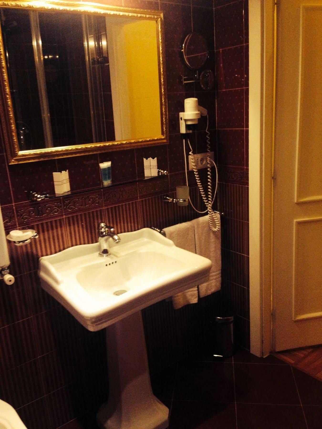 Relais Frattina Guest house Rome
