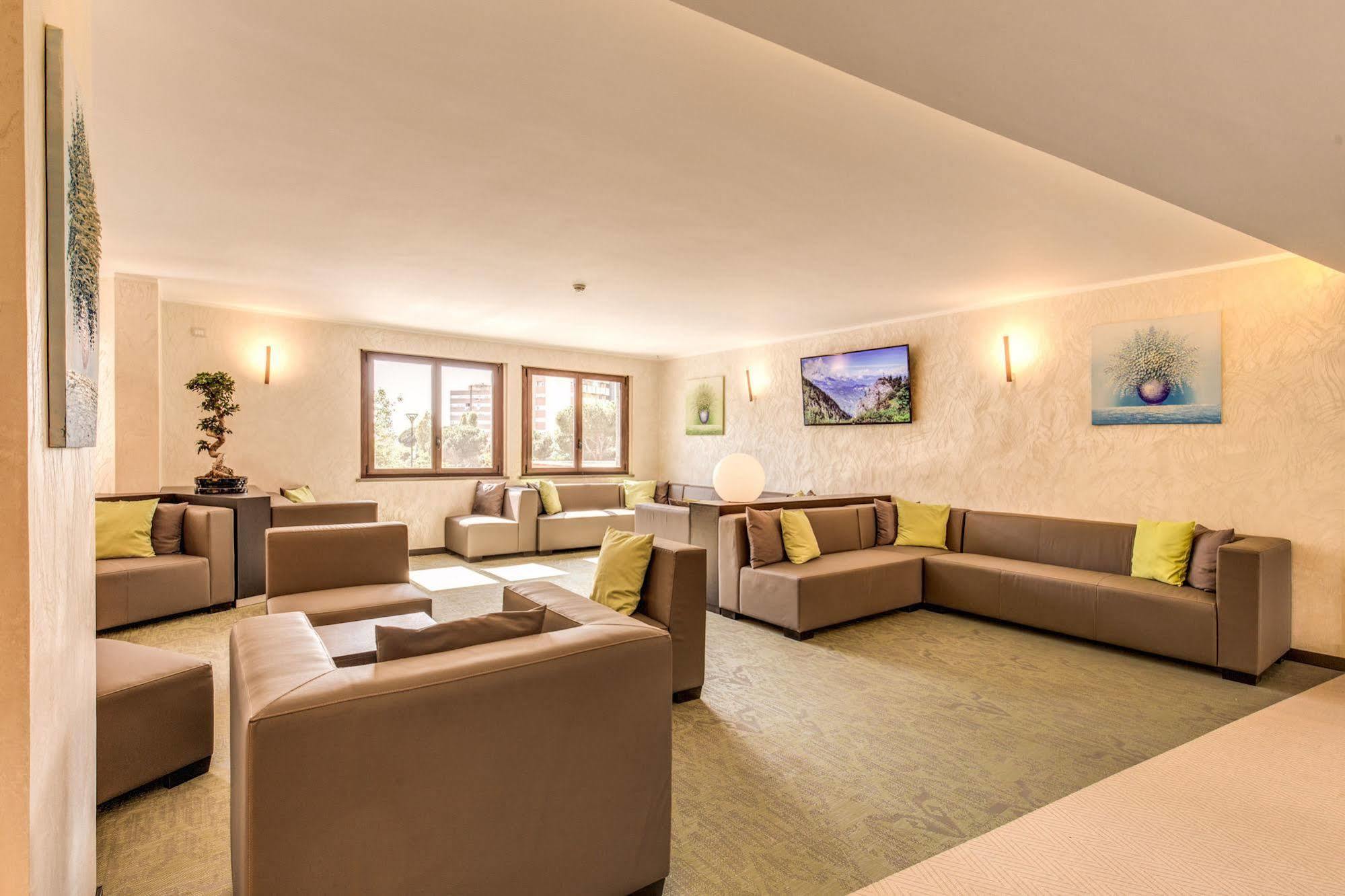 Hotell Warmthotel 4*