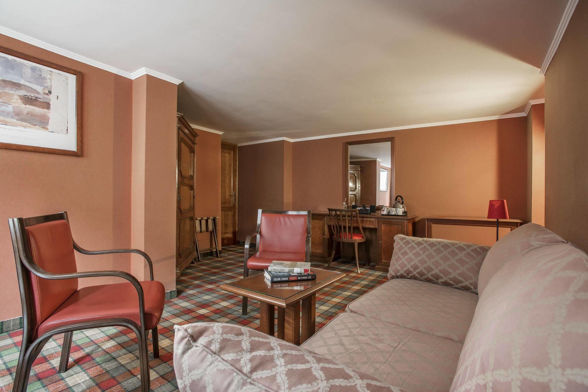 Rex Hotel 4*