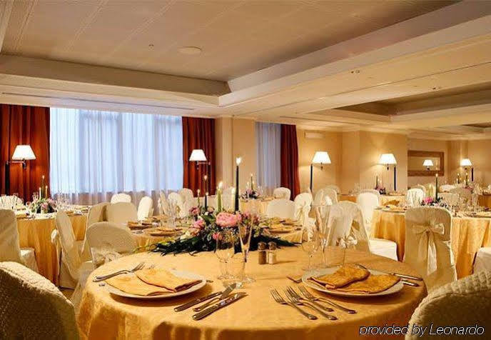 Courtyard By Marriott Park