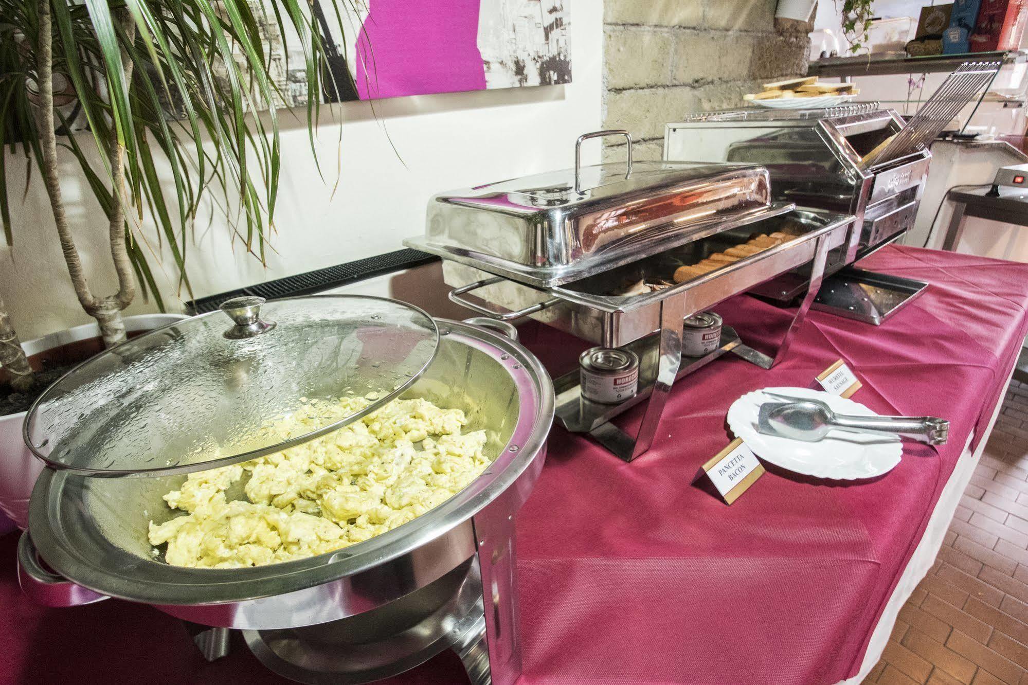 Flaminio Village Park Acampamento 4*