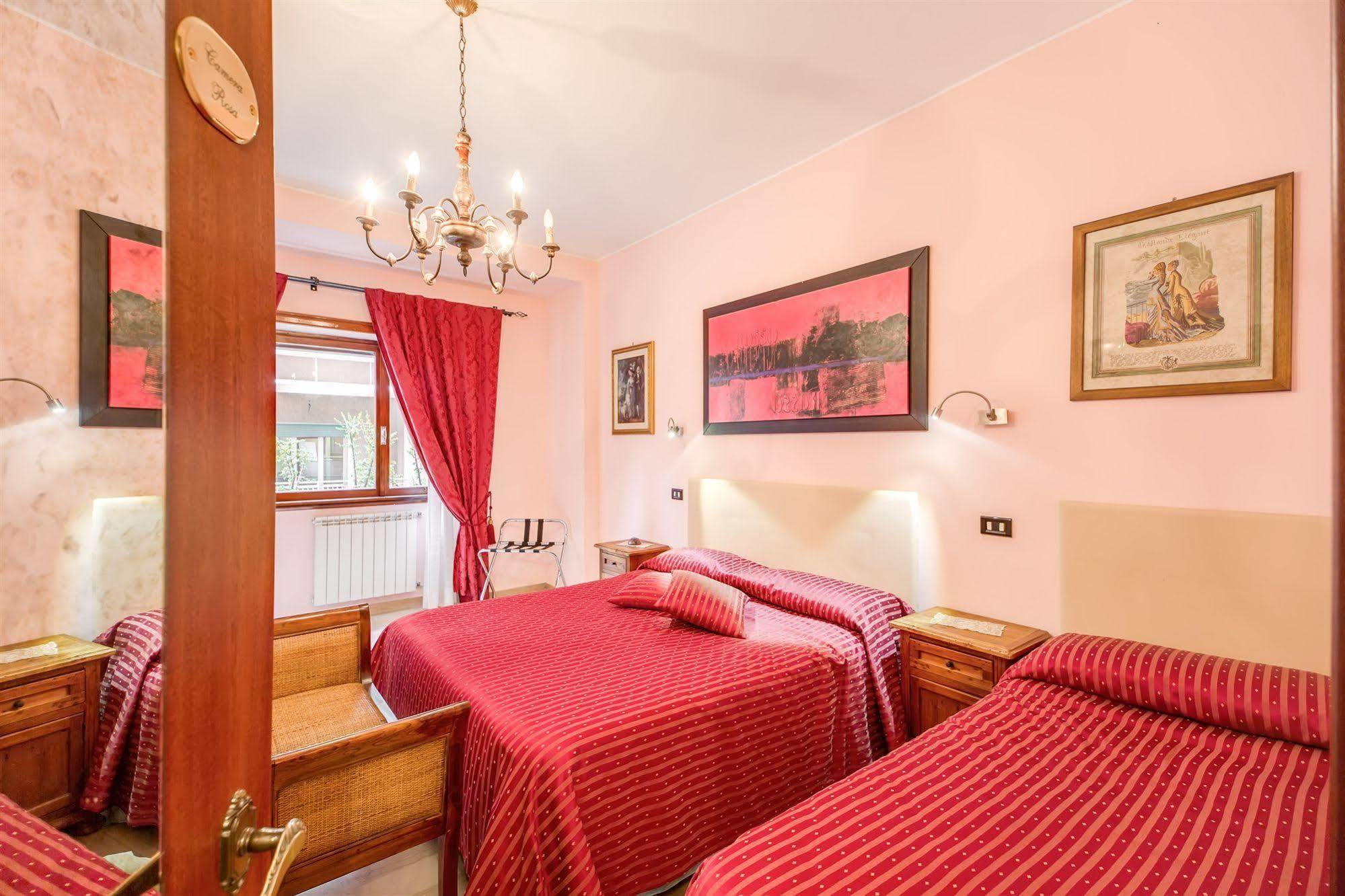 Bed and breakfast Domus Cornelia 2*