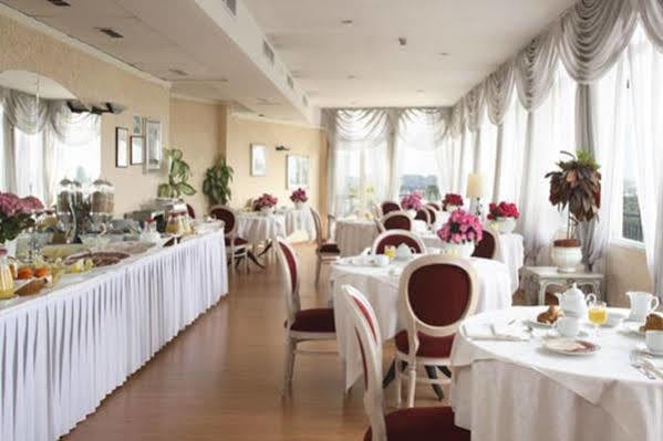 Hotell Eliseo 4*