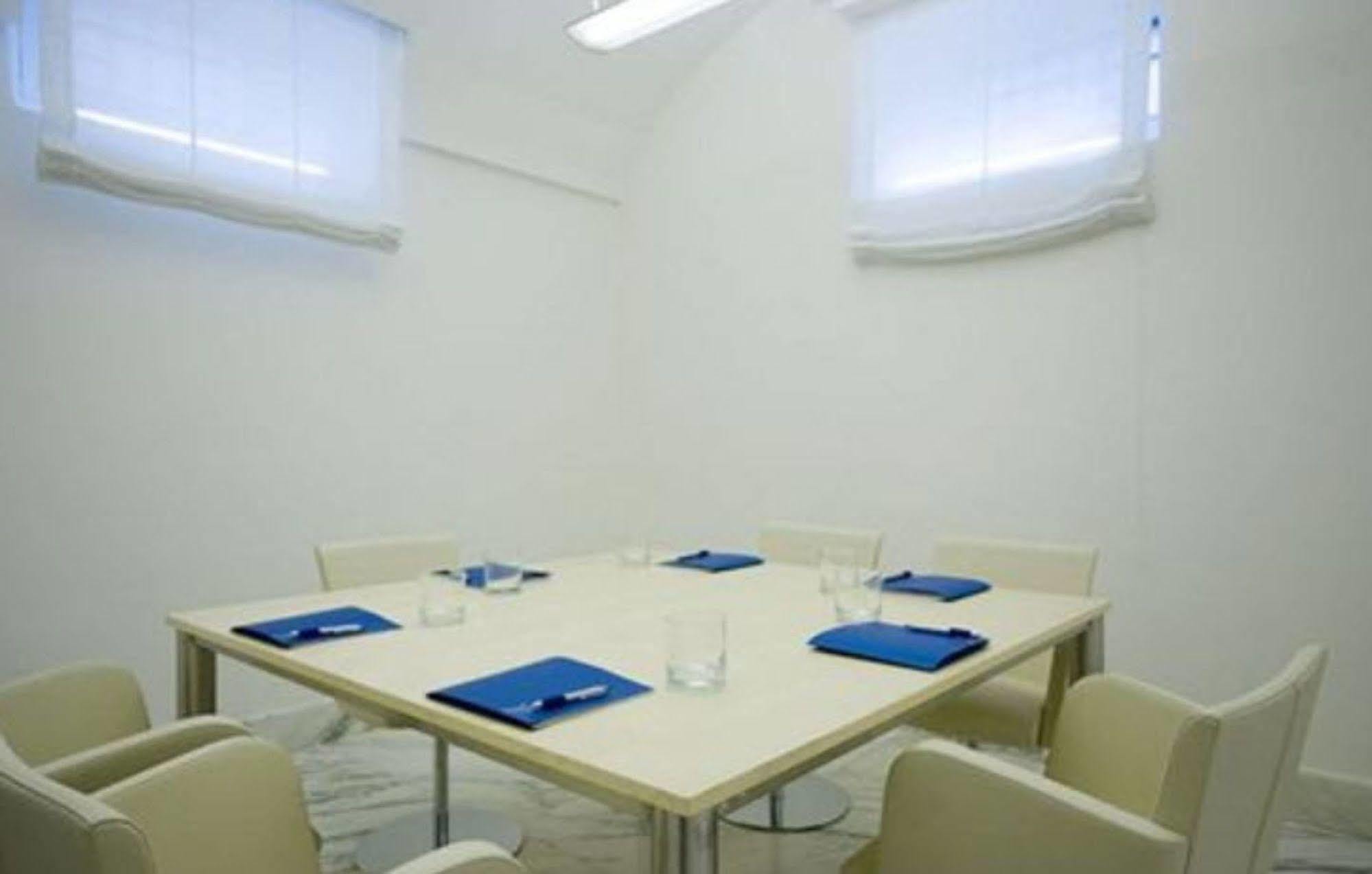 Hotel Leonardo Boutique Termini 4*