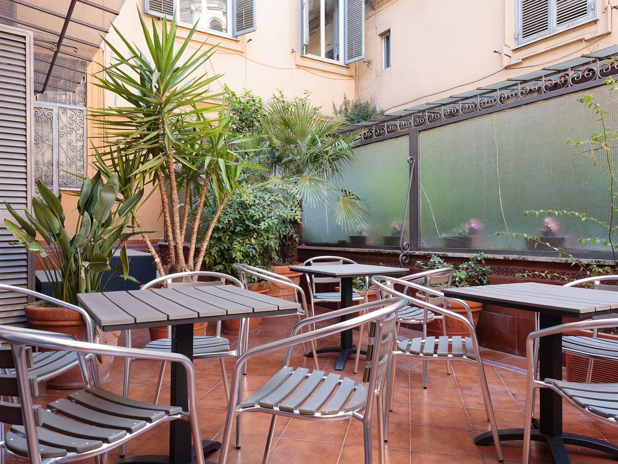 Lh Royal Terrace Affittacamere 2*