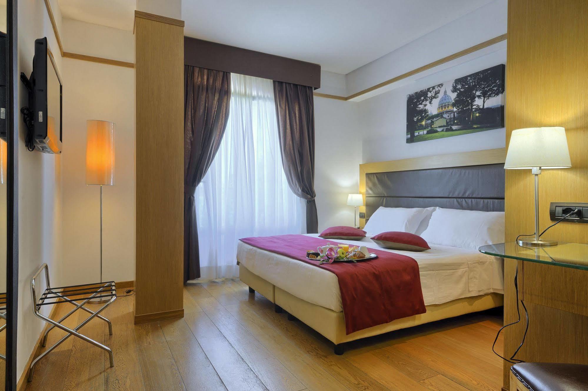 Ginevra Palace Roma