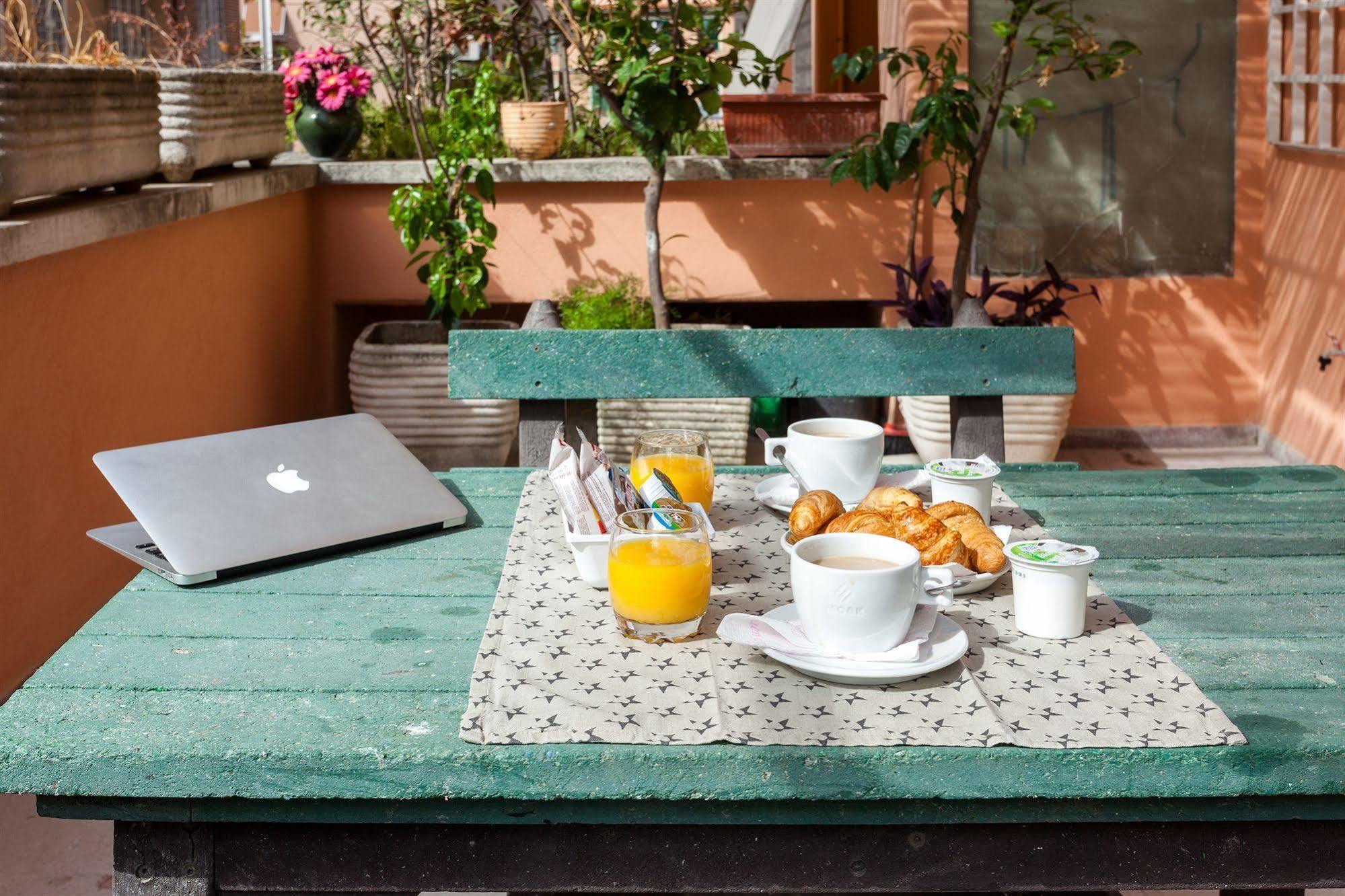 Bed & Breakfast Sol Romae 2*