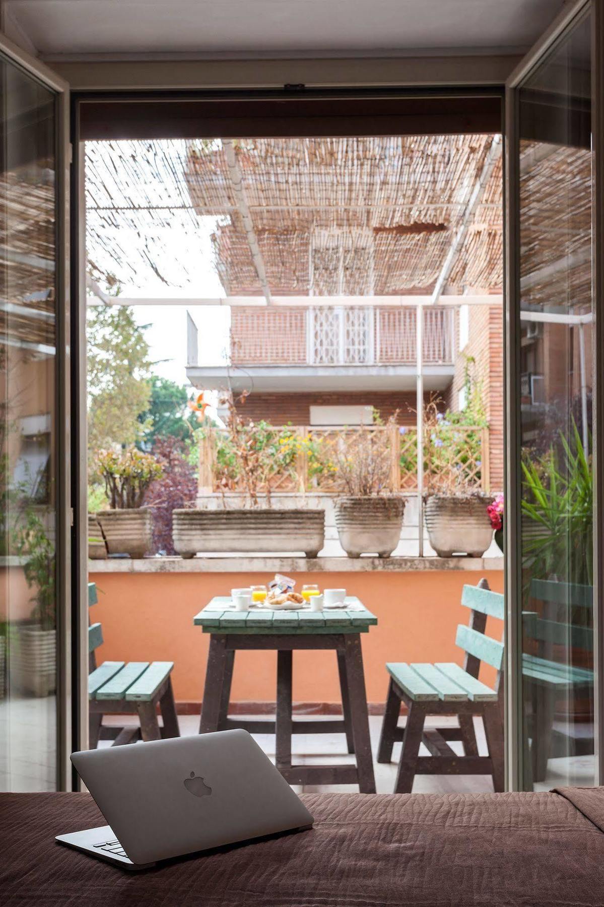 Bed & Breakfast Sol Romae Rome