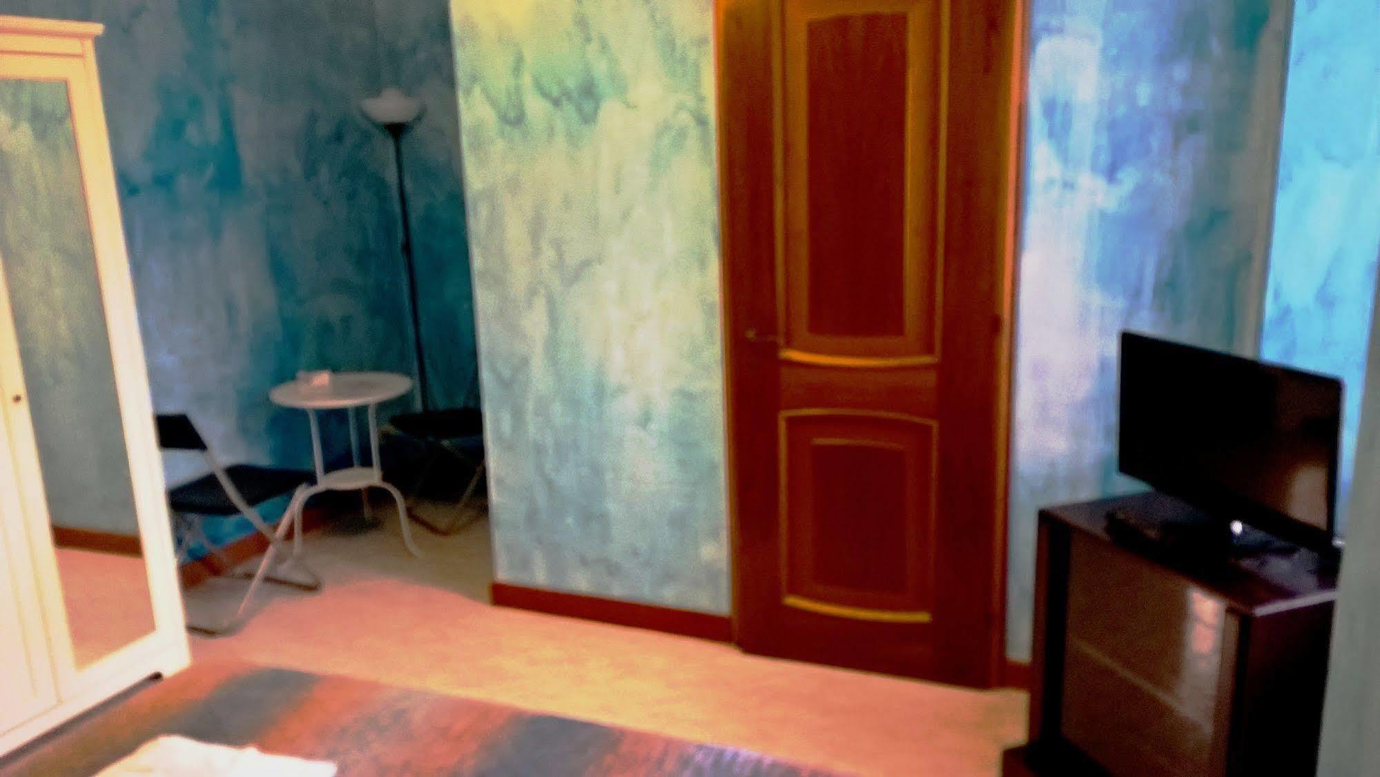 Gigi Guest house 2*