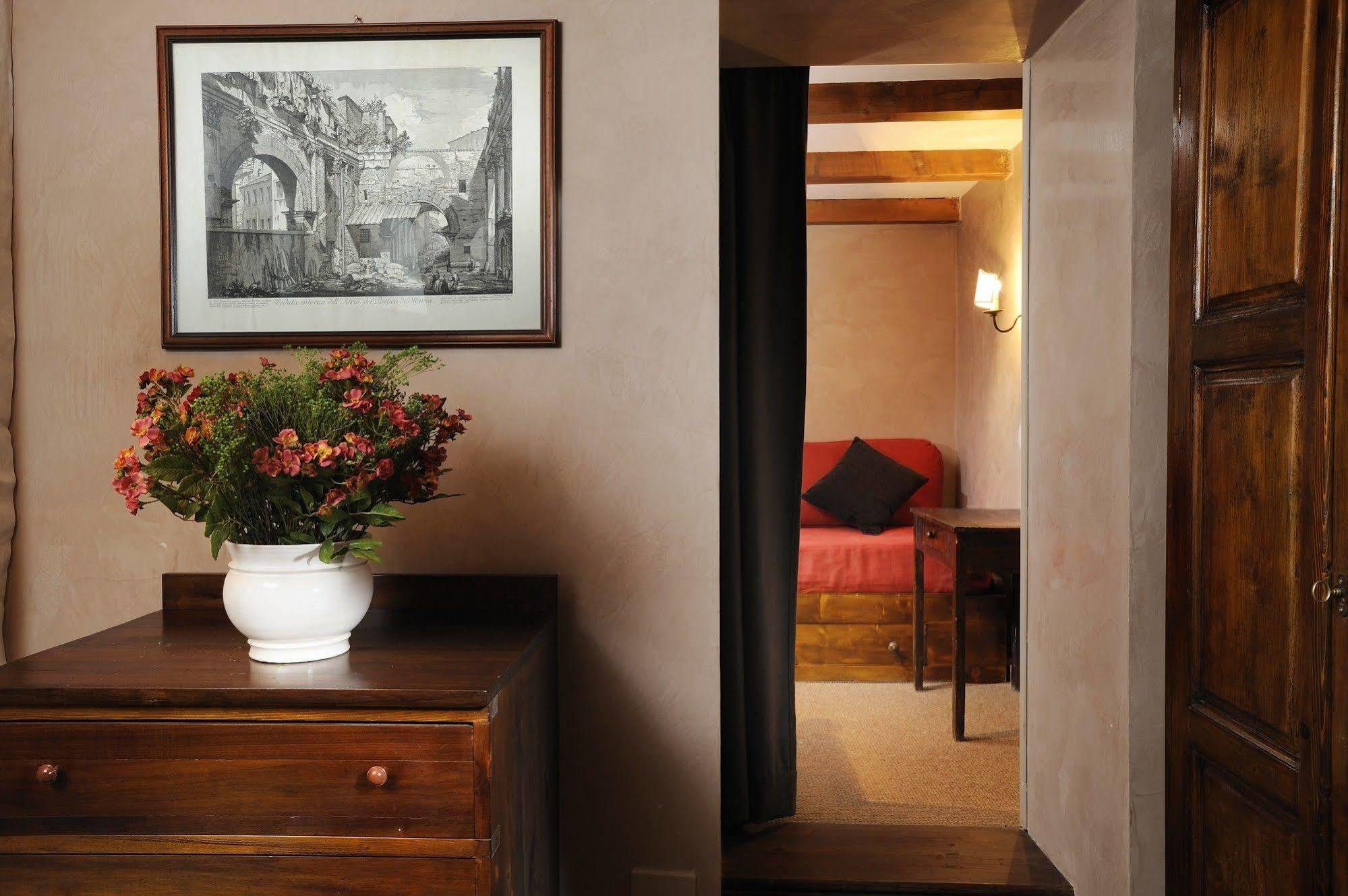 Residenza San Calisto Roma