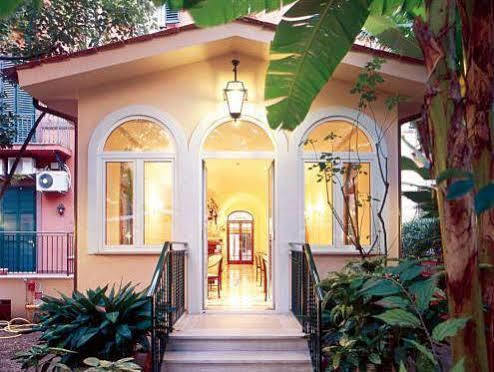 Astoria Garden 3*
