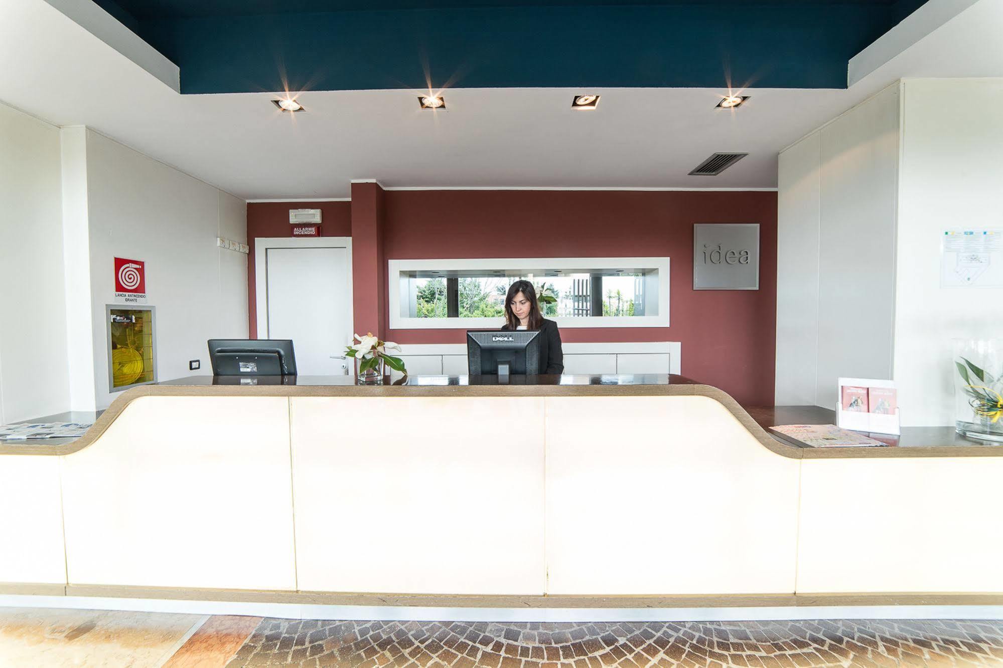Sotel Nomentana 3* Rom