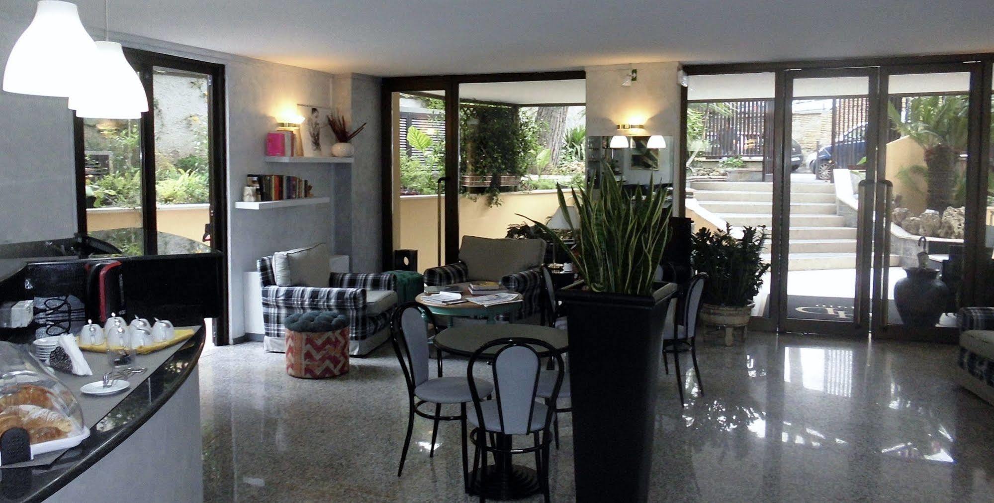 Desiderio Hotel 3*