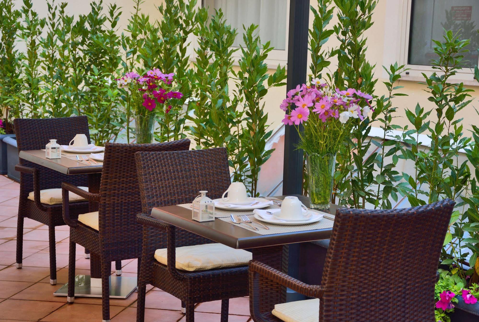 Hotel Lh Lloyd 3*
