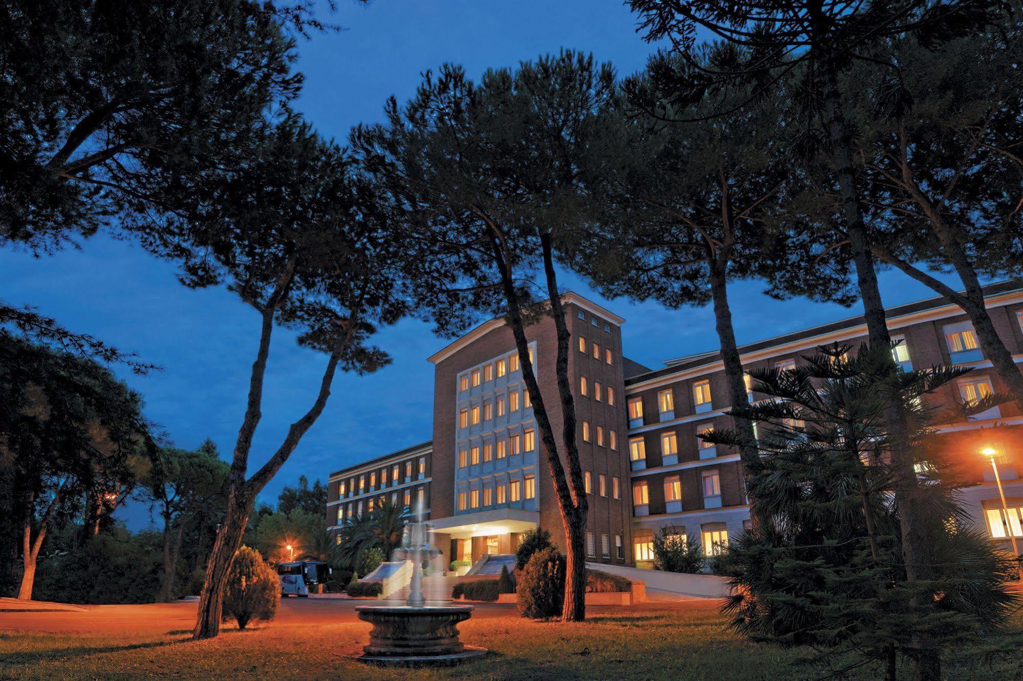 Ele Park Pamphili Hotell 4*