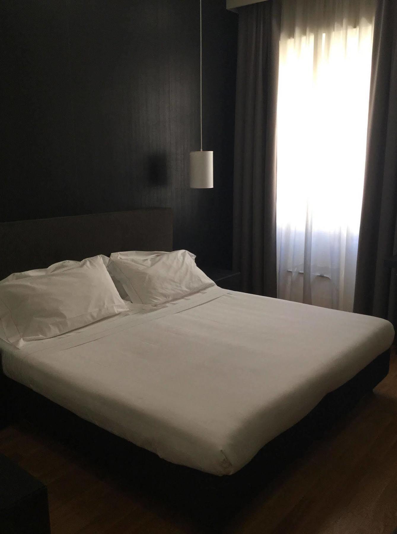 Rhome Terminal 2* Roma