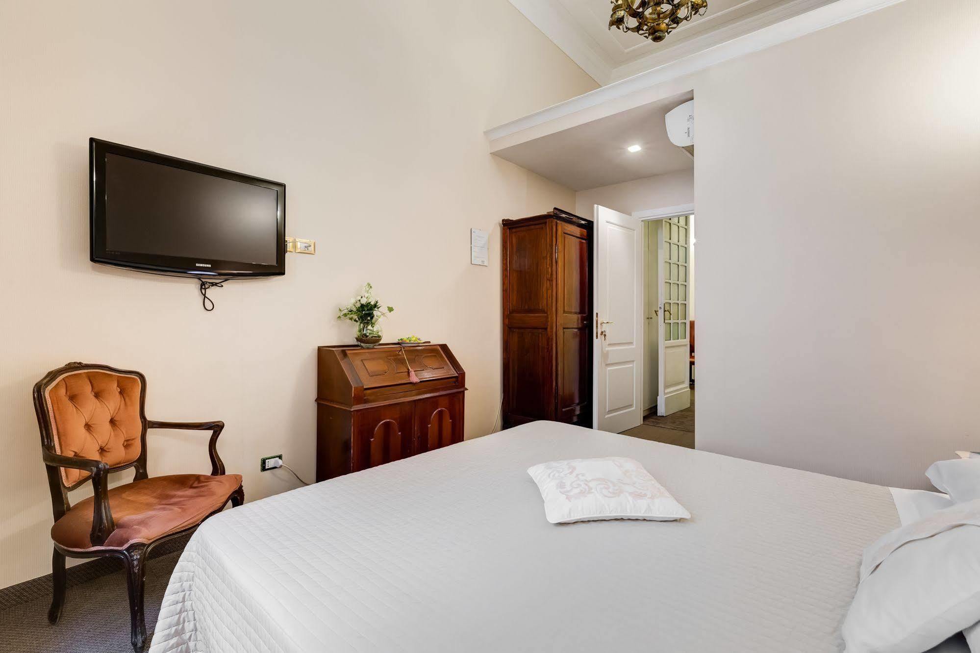 Affreschi Su Luxury Bed and breakfast 2*