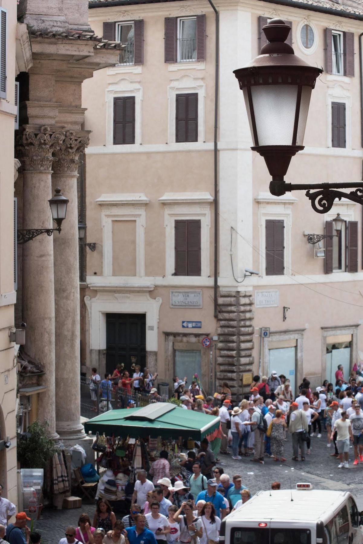 Bq House Trevi Luxury Gjestgiverier 3*