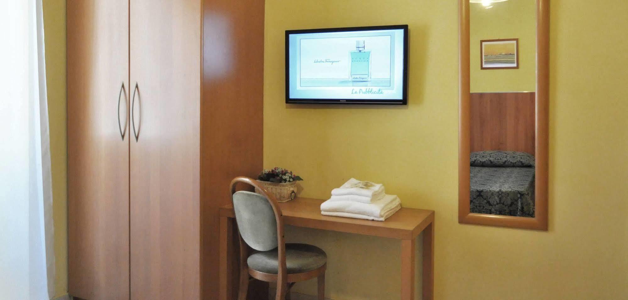 Fiorenza Hotel *