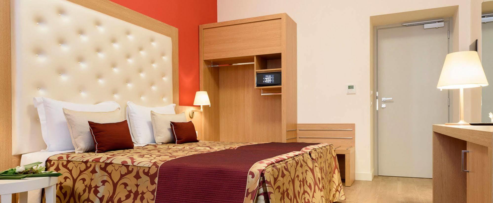 Frühstückspension Navona Luxury 2*
