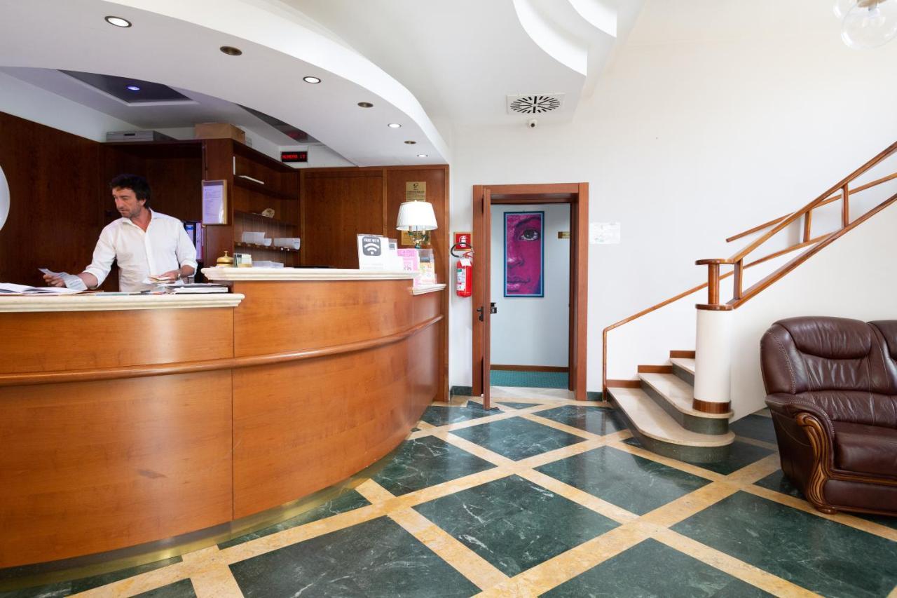 Cervara Park Hotell 4*