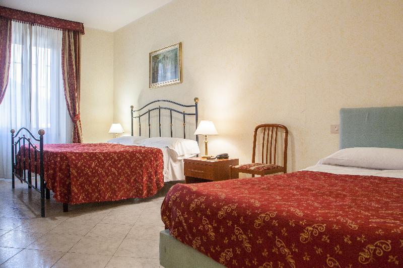 Marsala Hotel 2*