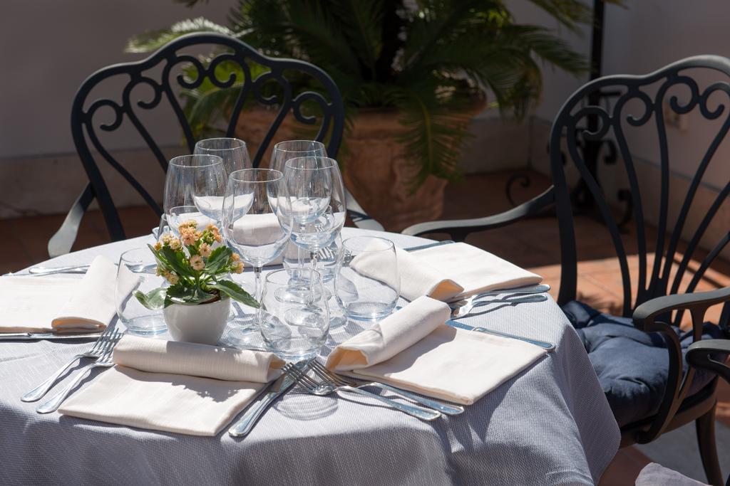 Hotell Donna Laura Palace By Omnia 4*