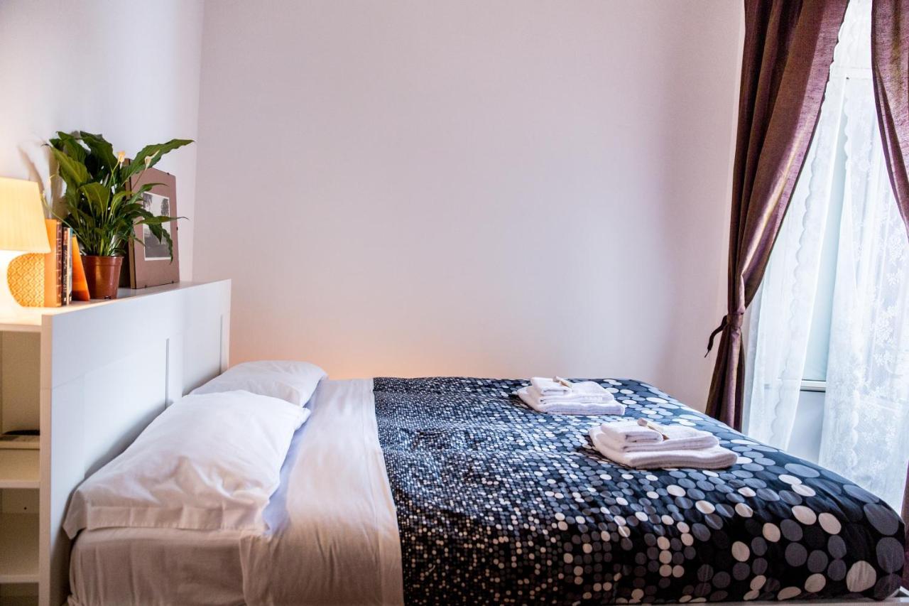 Rent In Giubbonari * Roma