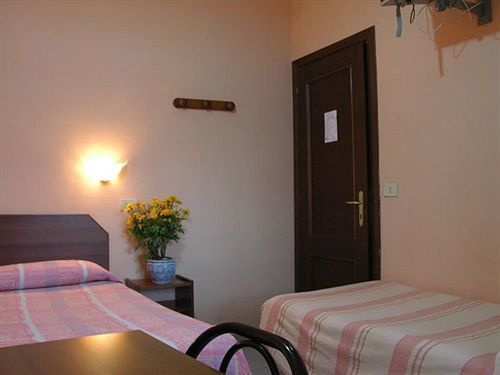 Domus Mea Hotel